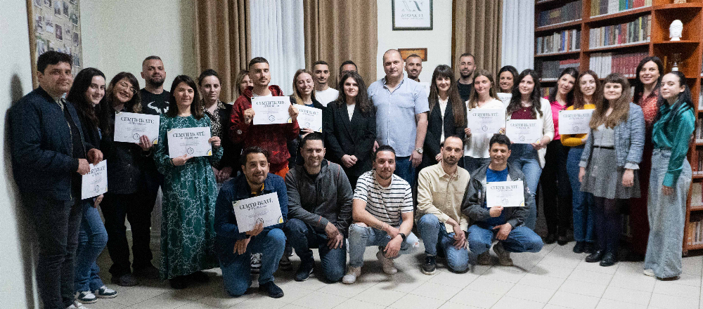 TRAJNIM NJËDITOR PËR VETËZHVILLIM